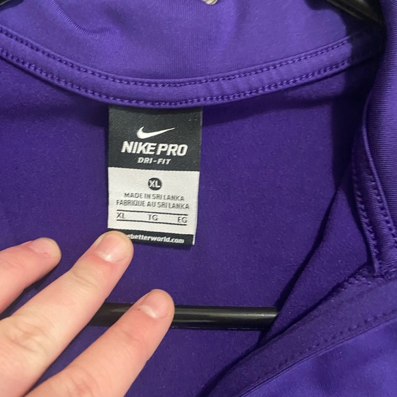 Womens Nike Dri Fit long Sleeve - Picture 4 of 4